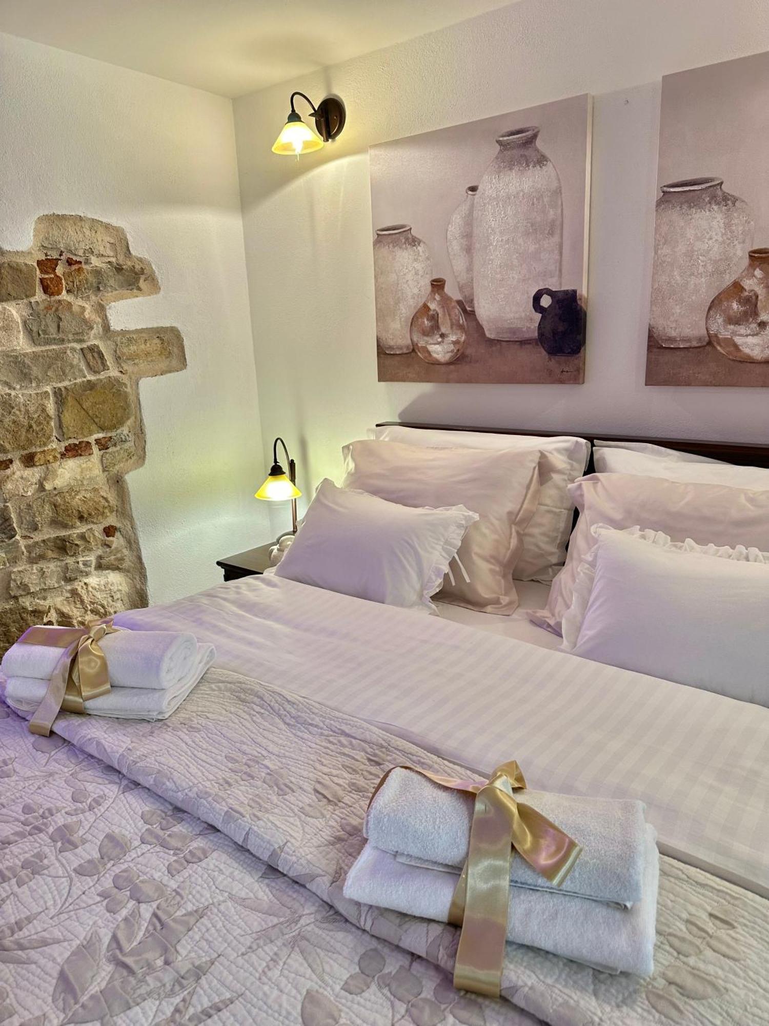 Diocletian Wine Studio Apartment Split Eksteriør billede